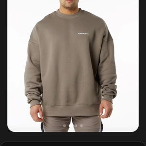 Alphalete Classic crew neck mocha